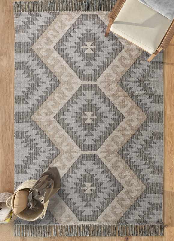 ALFOMBRA KILIM CON FLECOS CHANDIA 1076 GRIS